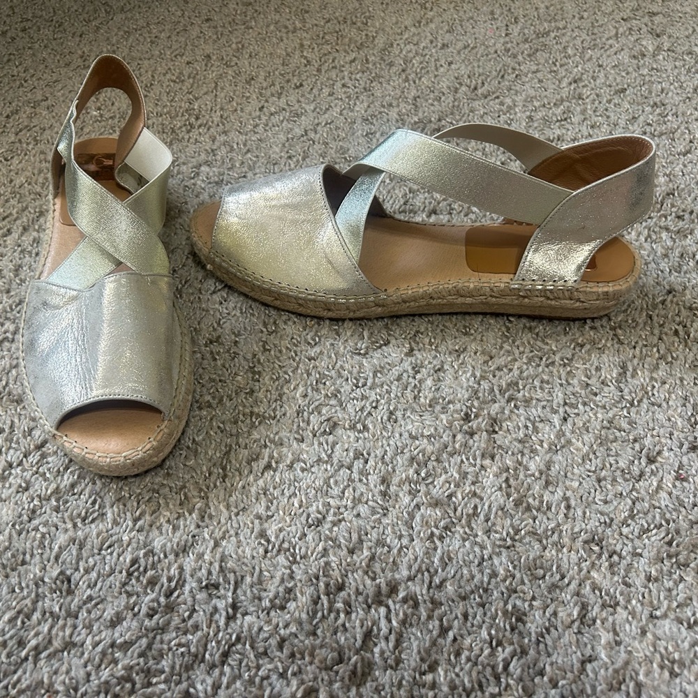 KANNA Metallic Women's Espadrille Sandals Cross-Strap Ankle Size 41 10-10.5 Tan
